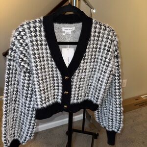 Urban Revivo Houndstooth Button-Up Cardigan – Size M